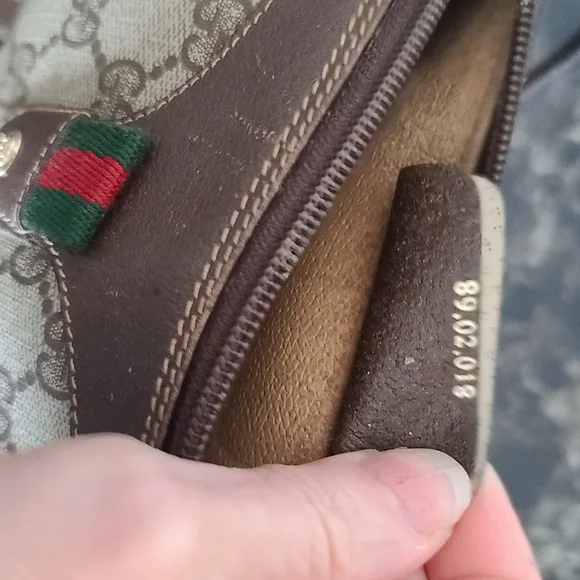 Authentic Gucci bag - Picture 3 of 7